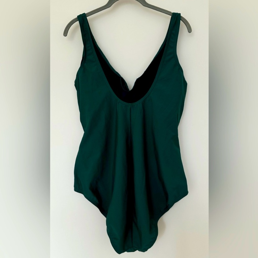 Land's End green one piece slim swimsuit, size 16. - Picture 2 of 4